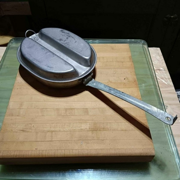 Korean War Mess Kit - Picture 4 of 5